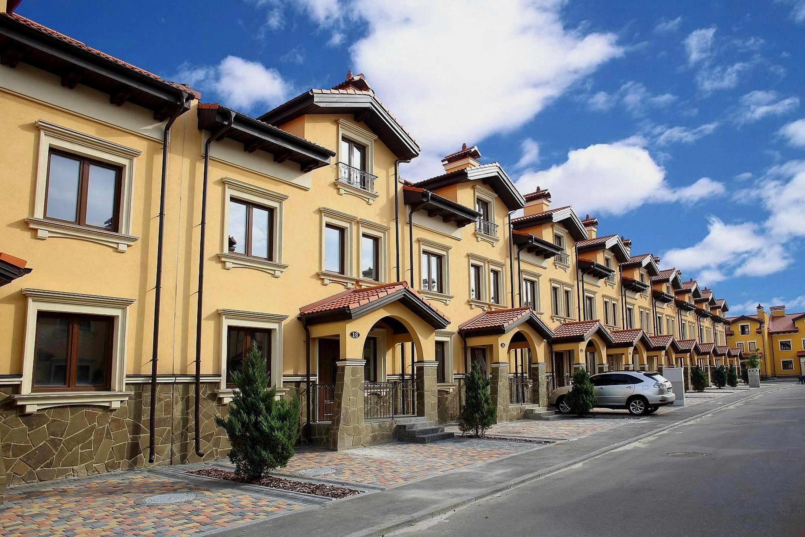 Для КМ Італійський квартал